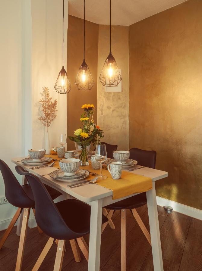 Goldrausch - Glanzvolle Ferienwohnung In Meissen Am Lutherplatz Extérieur photo